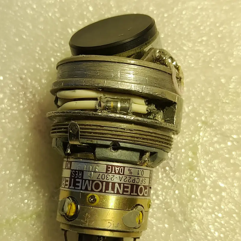 Потенциометр оригинальный японский Sakae SFCP22A -2307