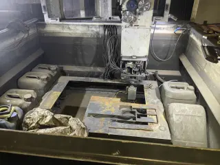 Электроэрозия ONA AE-600