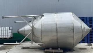 Емкость нержавеющая 18 куб.м