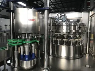 Оборудование для линии газированных напитков в алюминиевую банку объемом 0,45 л