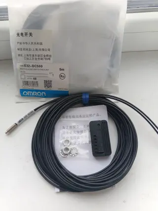 E32-DC500 Omron Оптоволоконный кабель