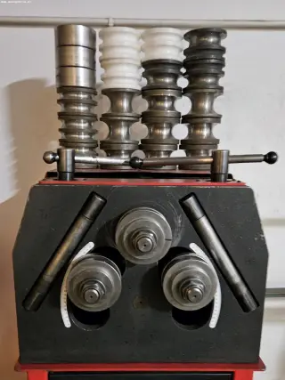 Трехвалковый гибочный станок NARGESA MC 400