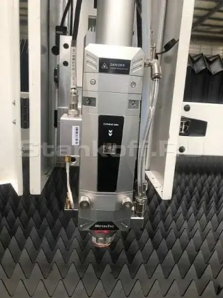 Оптоволоконный лазерный станок для резки металла MetalTec 1530B/1500 Maxphotonics
