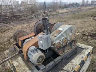 лебедка маневровая ТЛ-8Б-01