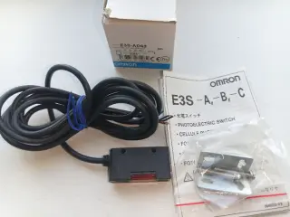 E3S-AD63 Omron фотоэлектрический датчик
