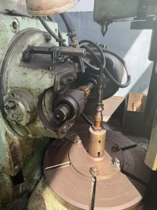 Продаю зубофрезерный станок 5К32А