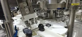 Униблок розлива пива в банки. Производство фирмы Ferrero ISO/L (2019) Srl Италия