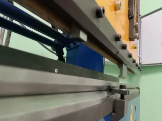 Листогибочная машина ЛГ1250/3 с гидравликой