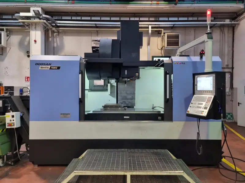 3-осевой вертикальный обрабатывающий центр DOOSAN MYNX 7500