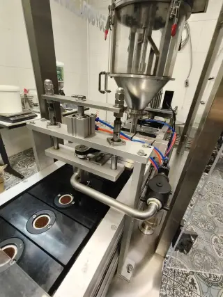 Nespresso автоматическая линия/станок Joygoal для производства кофейных капсул