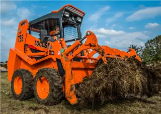 МИНИПОГРУЗЧИК С БОРТОВЫМ ПОВОРОТОМ LOCUST L753