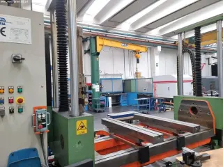 Разделитель штампов MONTASTAMPI M30
