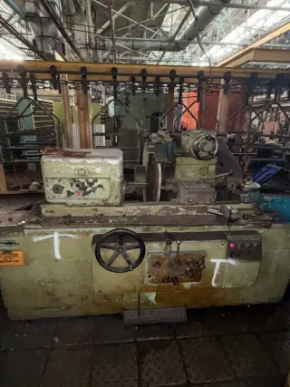 Круглошлифовальный полуавтомат 3А151