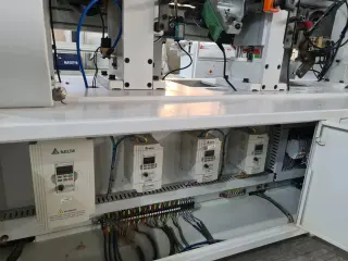Кромкооблицовочный станок бу KDT