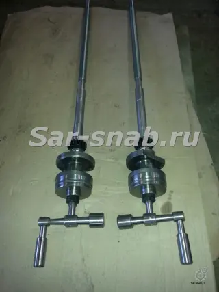Винт поперечной подачи с гайками для станков