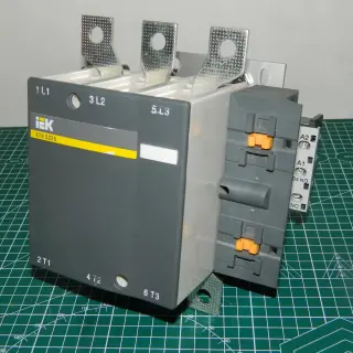 Контактор IEK КТИ-5225 225А (KKT50-225-400-10)