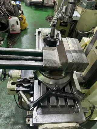 Широкоуниверсальный фрезерный станок (пр-во Чехия) PROMA FHV-50PD