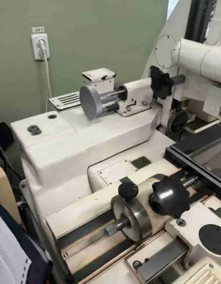 Универсальный измерительный микроскоп УИМ-23