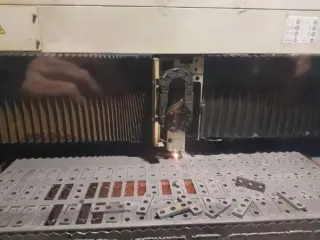 Б/у лазерный режущий комплекс Trumpf Trumatic L3030, 3kW, 1999 г.в