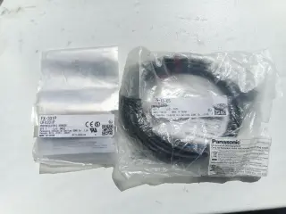 FX-301P Panasonic Датчик оптоволоконный с кабелем CN-73-C5