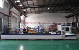 Волоконный лазерный труборез с наклонной головой A22/3000 Raycus 5-Axis UNI