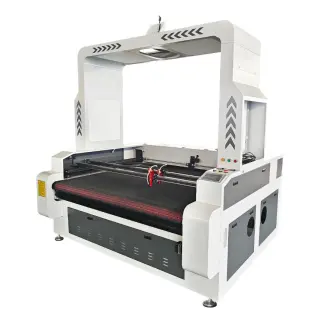OLLASER OL-1813CCD — CO2 лазерный станок с CCD камерой для резки ткани и кожи