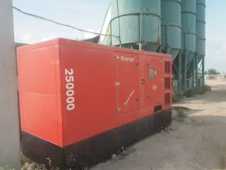 Дизельный генератор Energo в контейнере на 200kw