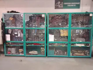 Шкаф инструментальный металлический