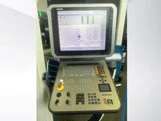 5-осевой обрабатывающий центр с ЧПУ DMG DMU 40 EVo