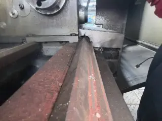 Токарный патронно-центровой станок с ЧПУ 16К20Т1