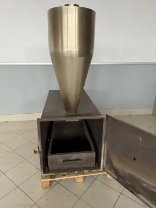 Печь для аффинажа, с циклонным дымоходом