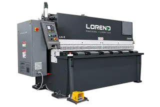 Гильотинные ножницы LOREND LH-S 2500