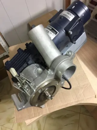 Мотор-редуктор Danfoss Bauer BS04-71V/P04LA25-G