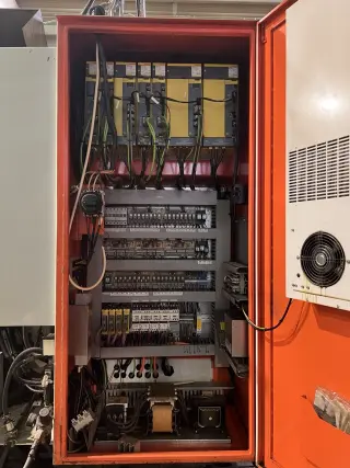 Токарно-фрезерный станок CNC-TAKANG TNC-N200DST с ЧПУ Fanuc с контршпинделем