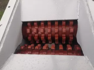 Дробилка ДШЗ 2/250/320