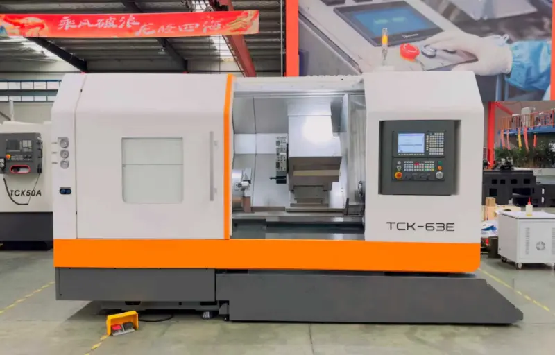 Токарный с наклонной станиной, TCK-63E ЧПУ Fanuc