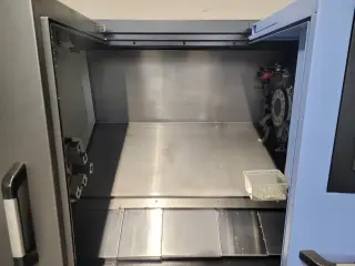Токарный центр с ЧПУ DN Solutions / Doosan PUMA 3050LM