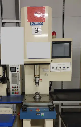 Высокоскоростной сервопресс (Servo press) сборочный HSVP-050C - сборка водяных насосов, запрессовка подшипников