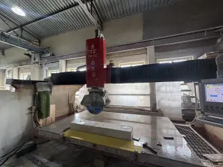5 осный станок ЧПУ Hualong 650