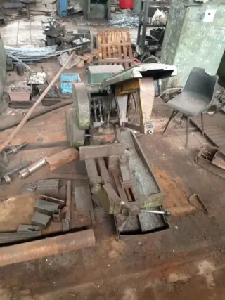 Станок ножовочный отрезной 8725