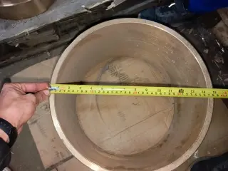 Втулка цилиндрическая нижняя КСД-1200.3-137609