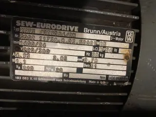 Мотор-редуктор Sew-eurodrive RF73/DT90S4/BM