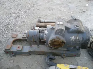 Насос 3В 40/25 трёхвинтовой