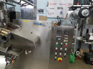 Автоматическая упаковочная машина для сыпучих продуктов MACWELL PW-P110BW50