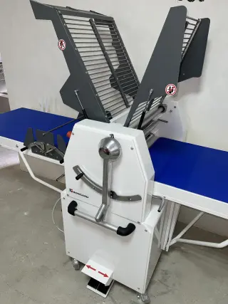 Тістороскаточна машина BONGARD LAMINOIR SF 600 FL (зі станцією нарізки)