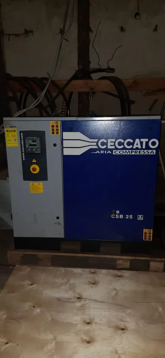 Компрессор винтовой Cecatto CSB 25/8 G2 на раме с осушителем