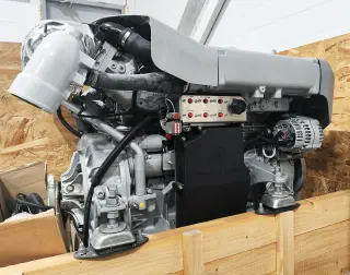 Двигатель морской дизельный Steyr Motors SE306J38