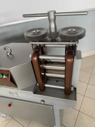 Вальцы ECSFi (Ecostar), «YILMAZ Makina Sanayi» Турция, 2х-сторонние напольные