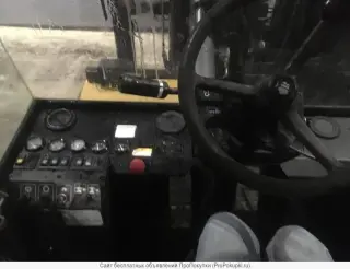 Погрузчик Hyster 32 тонны