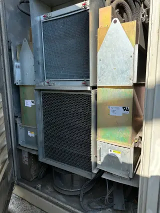 Микротурбинный генератор Capstone 1000 600 квт